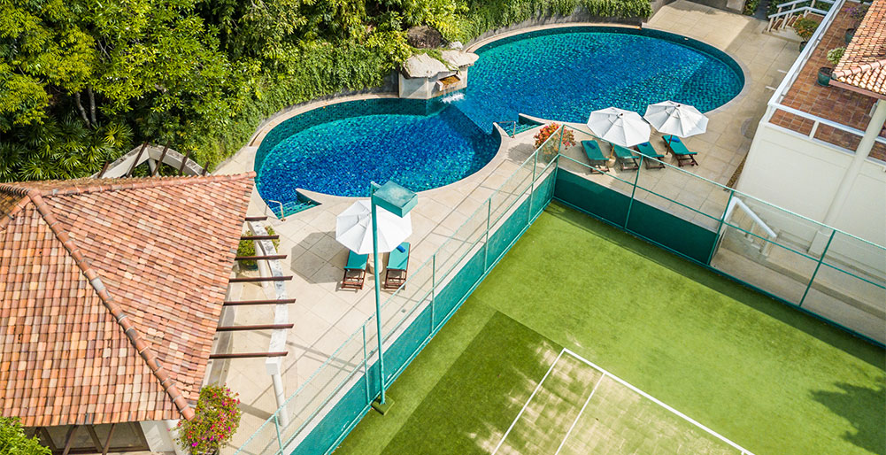 Katamanda Villas - Pool and tennis